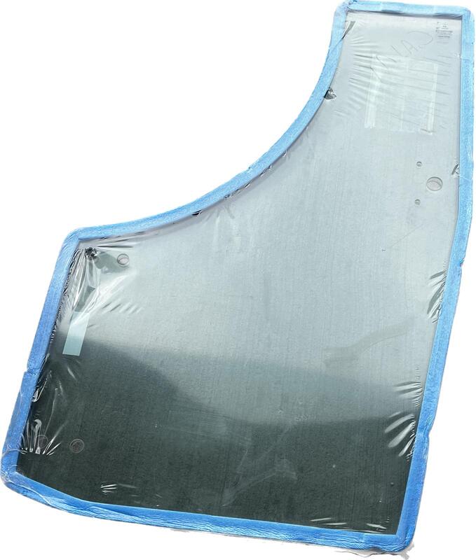 RIGHT DOOR GLASS, GREEN COLOR - SAME - LAMBORGHINI - HURLIMANN - DEUTZ FAHR - 0.012.5718.0/10