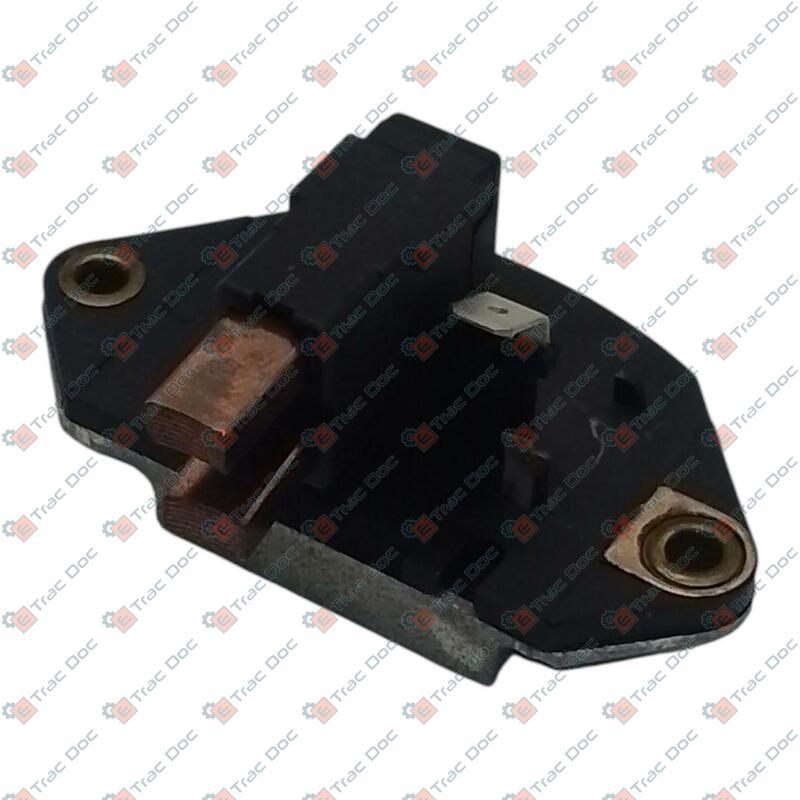 REGOLATORE PORTASPAZZOLE ALTERNATORE - John Deere - RE567823