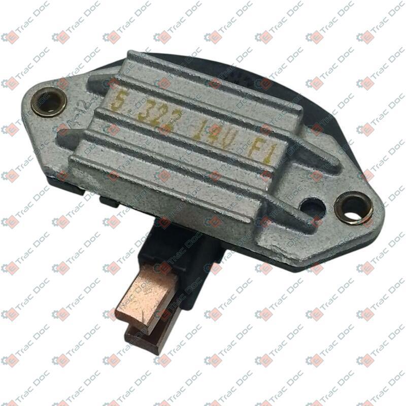 REGOLATORE PORTASPAZZOLE ALTERNATORE - John Deere - RE567823 - immagine 2